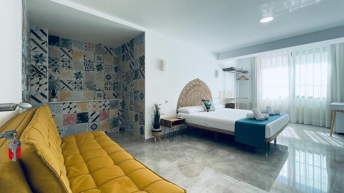 Hostal Aires Del Mar Carboneras Exterior photo
