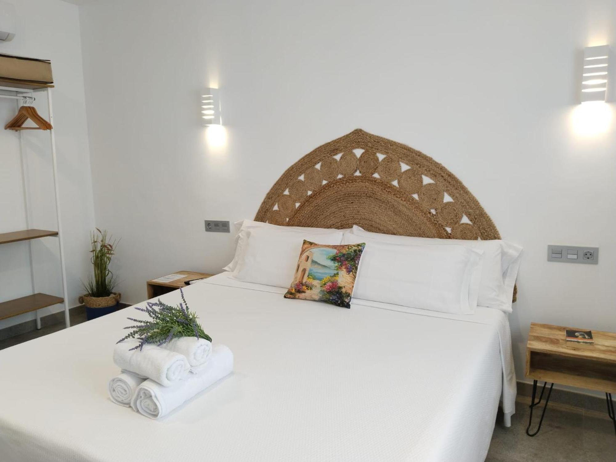 Hostal Aires Del Mar Carboneras Exterior photo